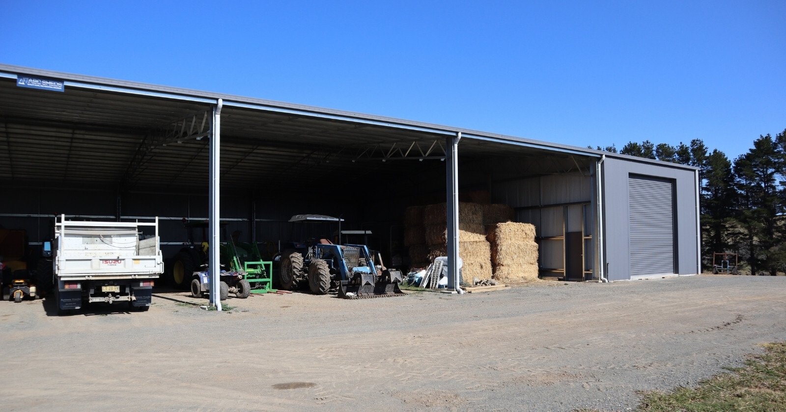 combination hay shed