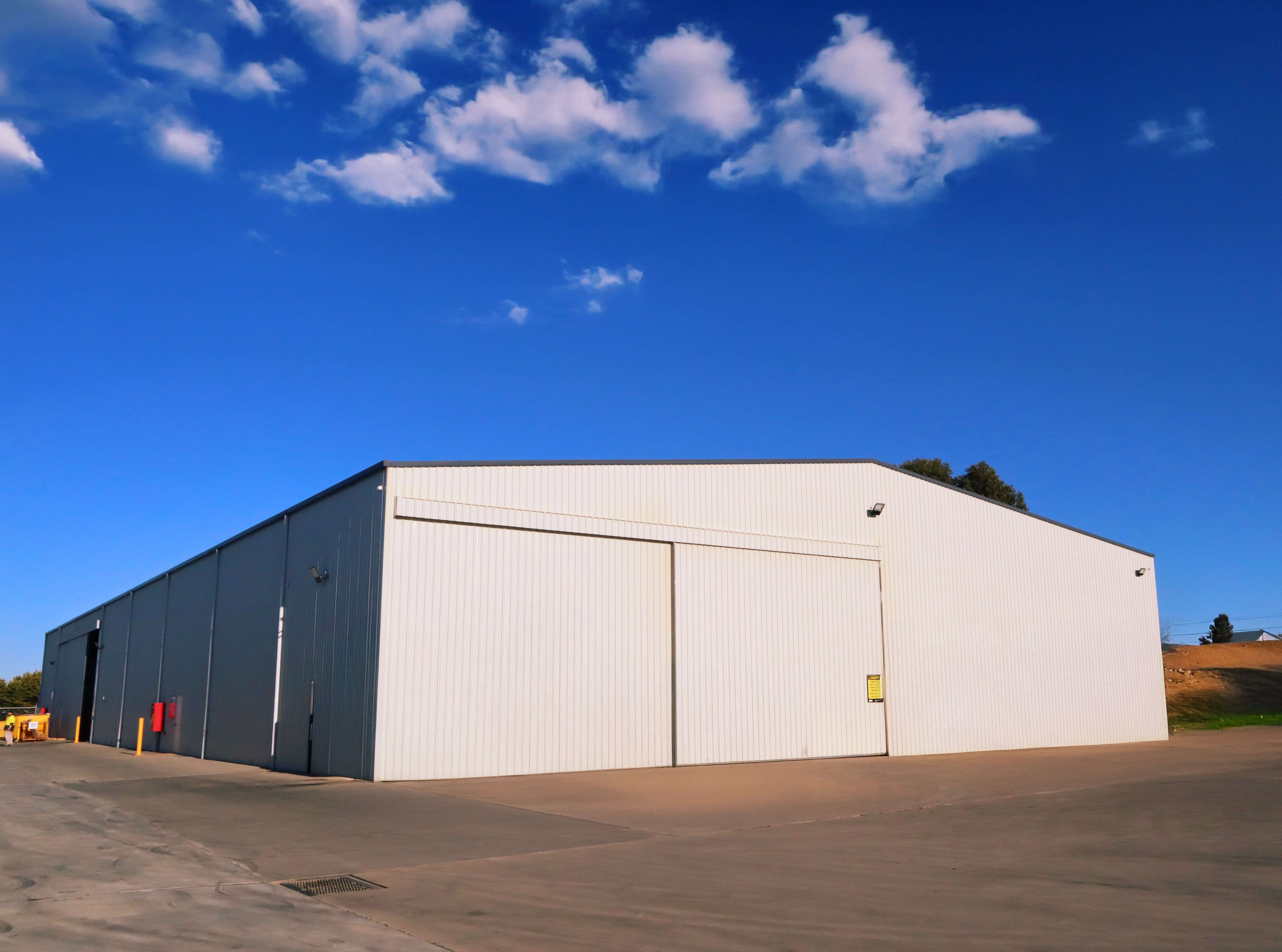65 x 30 x 6 Industrial Shed Goulburn NSW side view shot