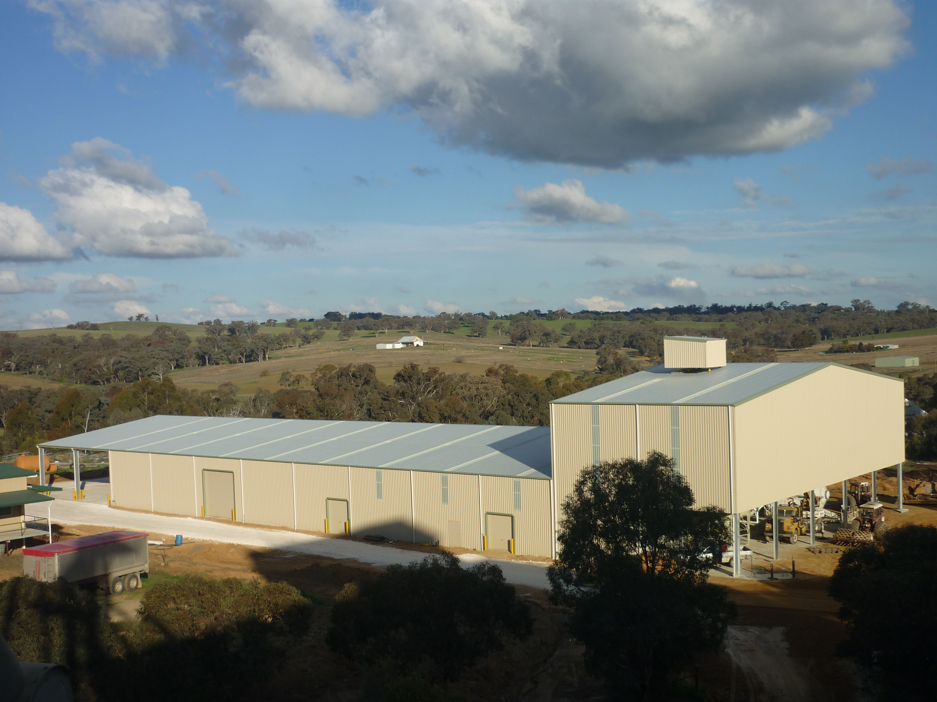 142 x 35 x 6 Commercial Building Young NSW arial shot